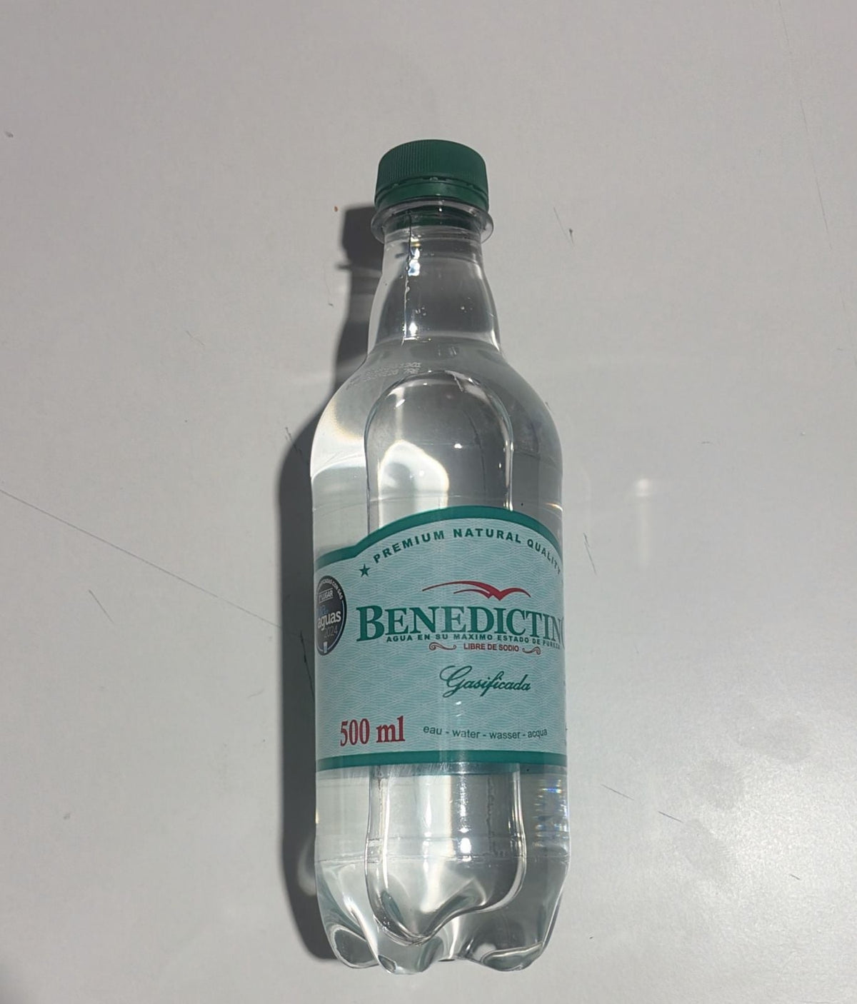Agua Benedictino con gas 500 ml